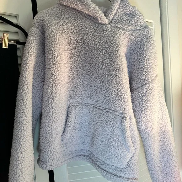 Abercrombie & Fitch Lilac Sherpa Hoodie & Abercrombie Flare Leggings - Picture 2 of 6